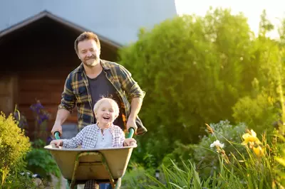 Vakantie met de kinderen in eigen tuin